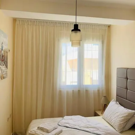 Apartamiento 5 Minutos Al Mar Vlorë