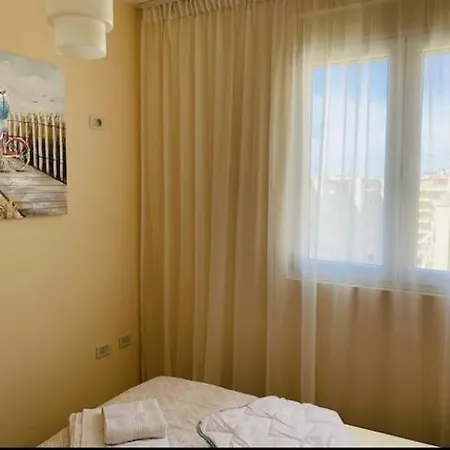 شقة Apartamiento 5 Minutos Al Mar فلورا
