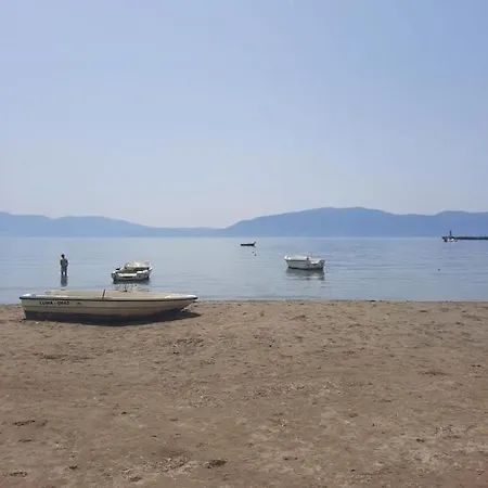 Apartamiento 5 Minutos Al Mar فلورا